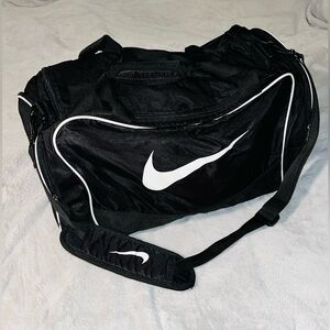 NIKE Sports Duffle Gym Bag Large
